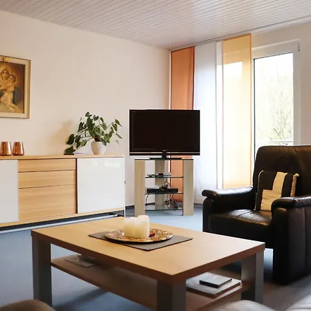 Haus St. Josef فالندار