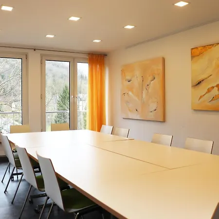 بيت شباب Haus St. Josef